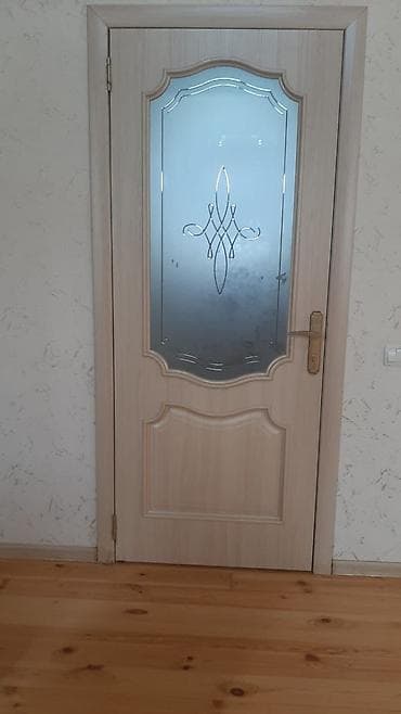 Qonaq otağı üçün İşlənmiş Otaq qapısı Plintus ilə, Zəmanətsiz, Ünvandan götürmə