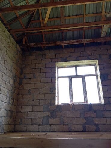 bakıda 1 otaqlı ucuz kirayə evlər: 4 otaqlı, 8 kv. m, Orta təmir — 25