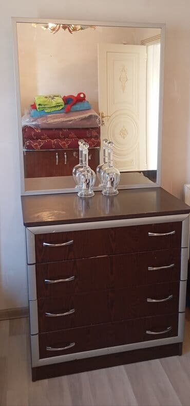 купить трюмо с зеркалом: Б/у, Трюмо, Нет доставки — 1