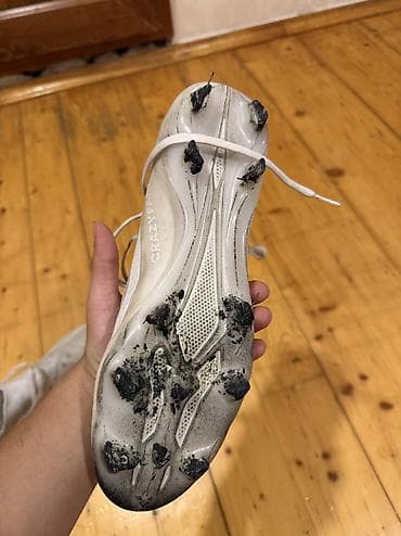 butslar: Butslar Adidas, Ölçü: 42, Yeni — 5
