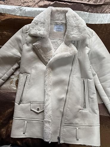 ağ kepka: Palto, Stradivarius, S, rəng - Ağ — 1