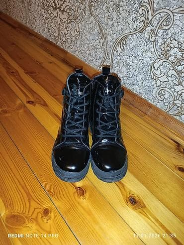 Rəng - Qara Botinkalar, Ölçü: 37, Qız üçün