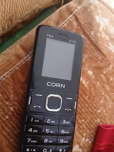 блендер 3 в 1: CORN C103 düyməli mobil telefon - Kompakt korpus, rahat fiziki — 1
