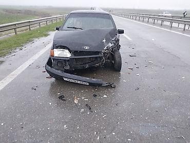 işlemiş tekerler: LADA sedan – ehtiyat hissələri üçün Model: LADA (sedan kuzovlu) Rəng — 3