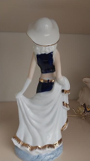 Heykəlcik, 1975 il, Farfor, İtaliya, Ödənişli çatdırılma