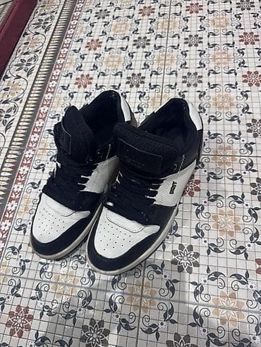 ağ ketlər: Qara-ağ rəngdə qadin üslublu idman ayaqqabısı - Brend: DNKY (dil — 2