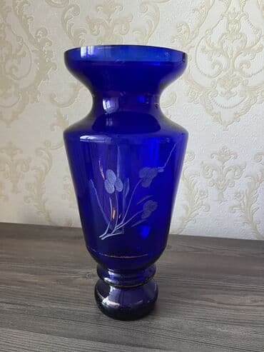 yuxuda gul qabi görmek: Bir vaza — 7