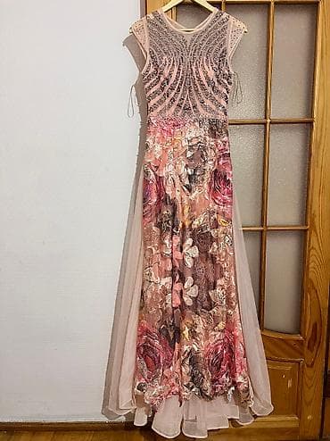 Cəmi bir dəfə nişana geyinilib.Alınıb 480 manata