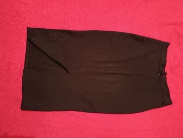 Qadın qara karandaş ətək - Rəng: qara - Kəsim: karandaş/sıx oturan