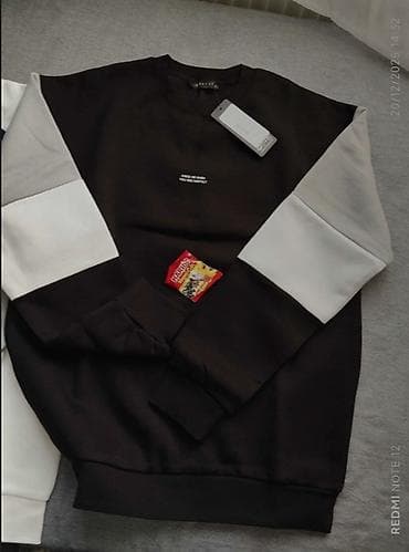 dini paltarlar: Kişi svitşotu – rəng bloklu dizayn razmer M, teze və etiketkalı • — 3