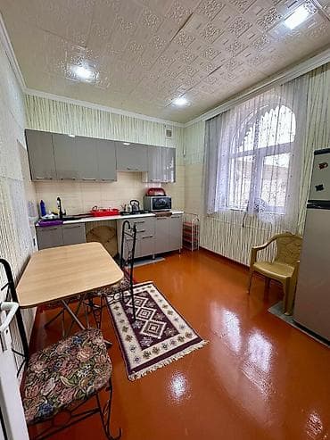 gunluk kiraye evler 20 yanvar: 2 otaq 3 sot 60.m sahe. 2 mertebe Xırdalan şəhərinin mərkəzi — 1