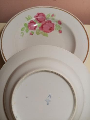 qedimi qab: Sovet dövrünə aid qədim farfor qablar dəsti. qiymətdə razılaşmaq olar — 8