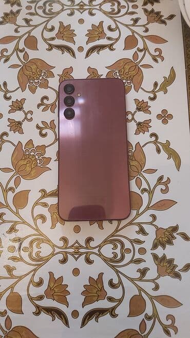 ıphone 12 pro: Samsung A24 128 yaddaş idal vəzyətdə səliqəlidi prablemsiz barter var — 1