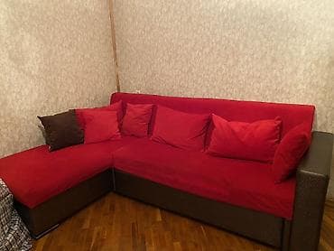 Künc divan, Parça