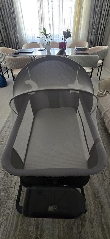 hava matras: Oğlan və qız üçün, Dördbucaq, Beşik, Matras ilə, Yellənmə mexanizmsiz — 1
