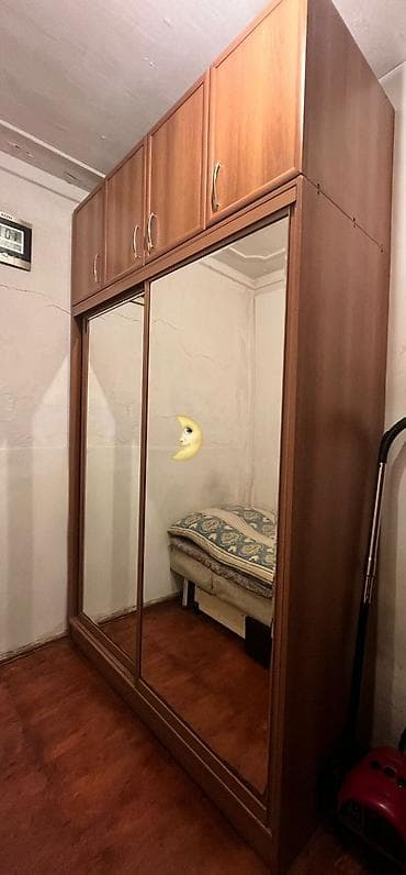 dehliz skaflari: DEHLİZ DOLABI 200 azn ÖLCÜ Hün 2.60, eni 1.68, derin 60 sm.Catdırılma — 1