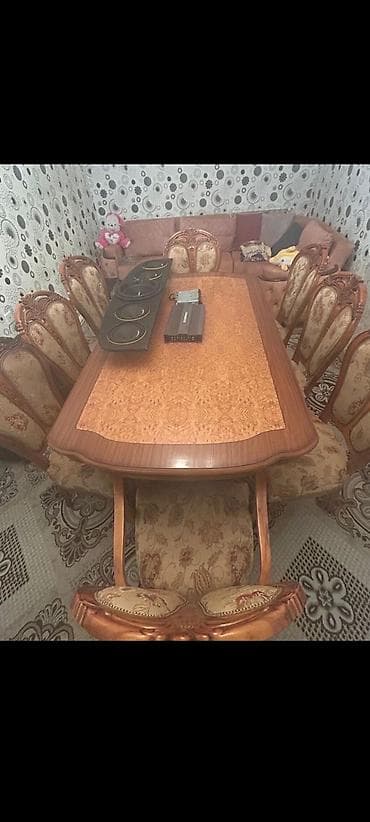 Qonaq otağı üçün, İşlənmiş, Dördbucaq masa, 8 stul — 1