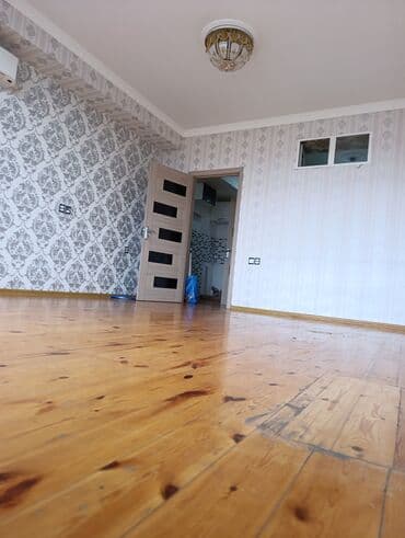 Qarajlar: Mənzil Masazır qəsəbəsi Qurtuluş 93 kompleksində 6 mərtəbəli binanın — 3