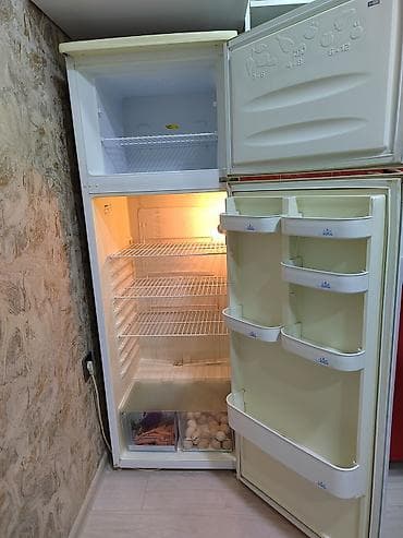 i̇p kamera: 2 qapılı Beko Soyuducu Satılır, rəng - Ağ — 2