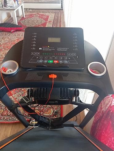 Tecili olaraq satilir.Qiymetde razilasmaq olar.Tam olaraq yeni kimidir — 2