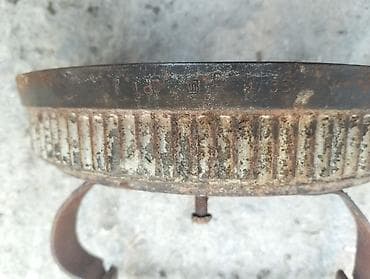 mini projektor: (metal) Təsvir: - Dairəvi, qabırğalı metal gövdə – istiliyi yaymaq — 2