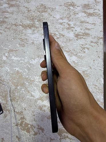 iphone pro max: Samsung Galaxy A17, 256 GB, rəng - Qara, Face ID — 7