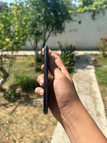 redmi telfonu: IPhone X, 64 GB, Desert Titanium, Barmaq izi, Face ID, Zəmanət — 4