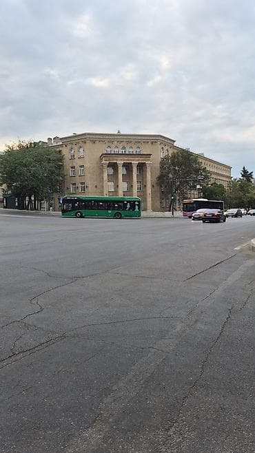 Nizami Metrosuna 7_8 deqiqeliy mesafede Merkezi parkin yaxinliginda 1 lalafo.az -da Nizami Metrosuna 7_8 deqiqeliy mesafede Merkezi parkin yaxinliginda 1