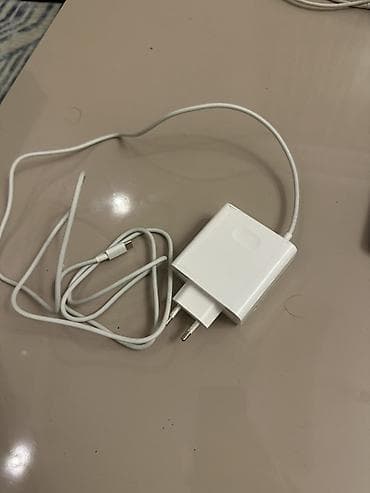 Huawei noutbuk İki ay bundan qabaq alının kontakt homedan 2100 azn — 4