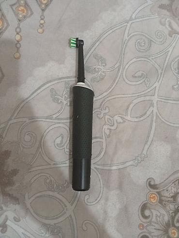 elektrikli kamin: Oral-B/Braun elektrik diş fırçası - Rəng: qara, rezinli sürüşməyən — 4