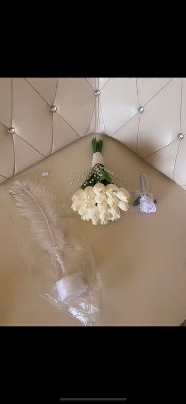 nişan xoncaları bəzədilməsi: Satilirlar endieim olub.Mişka 20m .Gul buket 20m .Gelin gul 30m — 8