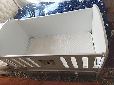 isti: Oğlan və qız üçün, Dördbucaq, Beşik, Dəstsiz, Matras ilə, Yellənmə mexanizmsiz — 3