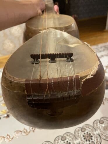 2 ci sinif azerbaycan dili is defteri pdf: Tar, Azərbaycan musiqi aləti. Simli, mizrabla çalınan musiqi alətidir — 3