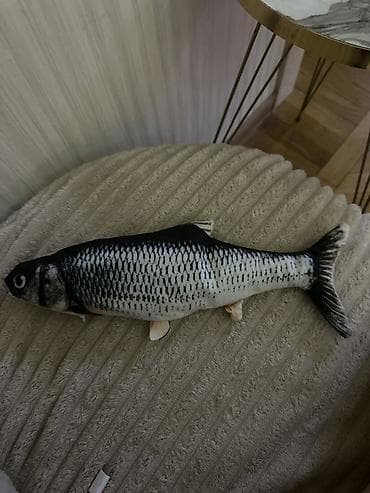 Oyuncaqlar: Realistik “tullanən balıq” pişik oyuncağı - USB ilə şarj olunan — 1