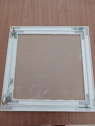Lyuk qapaqları: Alçıpan tavan üçün baxış və servis lyuku - Ölçü: təxminən kvadrat — 3