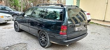 turbo az opel astra 1994: Opel Astra: 1.6 l | 1994 il 30000 km Universal — 2