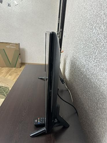 Смарт ТВ приставки: Телевизор LG LED экран 32" — 3