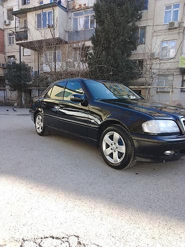 Mercedes-Benz 240: 2.4 л | 1998 г. Седан — 7