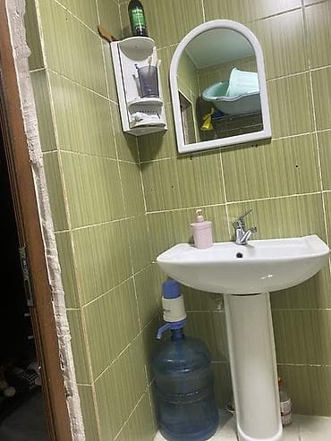 ucuz skaf: Dəst şəkildə satılır krant yeni qoyulub,təcili satılır Divar tipi — 1