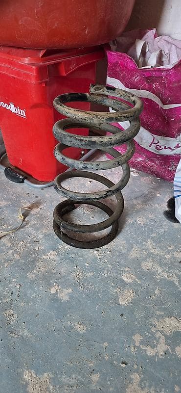 Avtomobil üçün spiral asqı yayı - Növ: Helikal/spiral asqı yayı (coil — 1