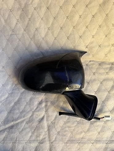 yan guzgu: Sol, Toyota Prius 30 kuza — 2