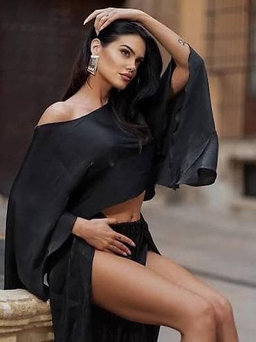 Geyim üzrə foto model foto çekiliş üçün xanimlar tələb olunur geyimlər — 1