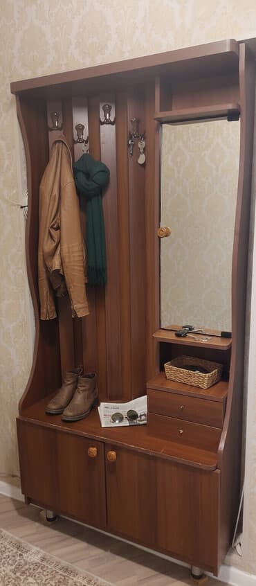 İşlənmiş, Açılan, 2 qapılı Düz dolab, Dolab-asılqan, Azərbaycan lalafo.az -da İşlənmiş, Açılan, 2 qapılı Düz dolab, Dolab-asılqan, Azərbaycan