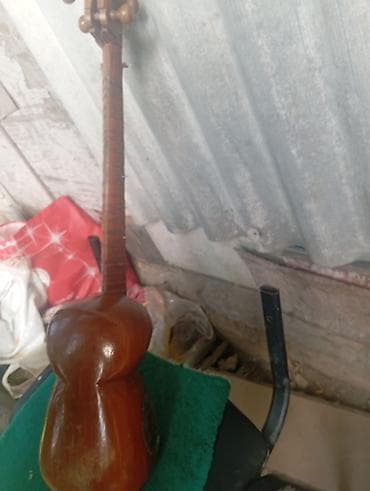 Məhsul: Tar (Azərbaycan milli simli musiqi aləti) Xüsusiyyətlər: -