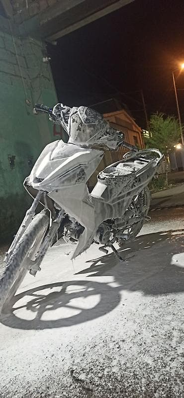 Motor: skuter tipli motosiklet Xüsusiyyətlər: - Şəhərdaxili rahat