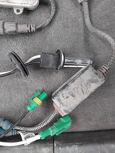 витамарин а и б: Avtomobil üçün HID ksenon işıq dəsti Tərkib: - 2 ədəd balast — 3