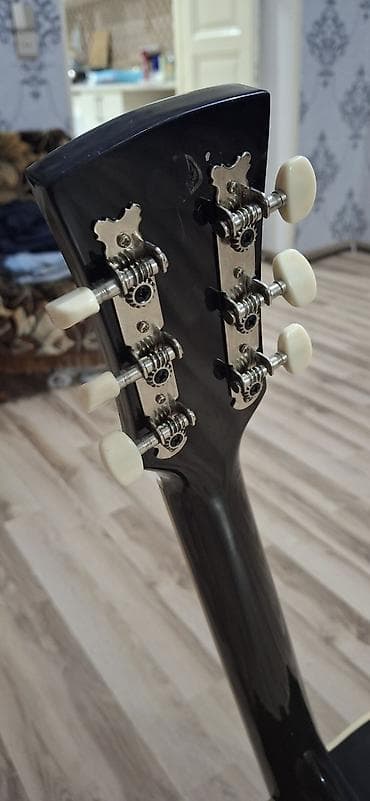 gitara tornado: Hörmətli alıcılar məhsul 1 aydırki alınıb Kontakt Homedən 269 AZN nəğd — 10