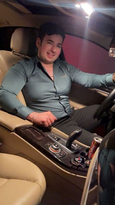Salam şəxsi ailə sürücüsü işi axtarıram.26yaşım var subayam subay