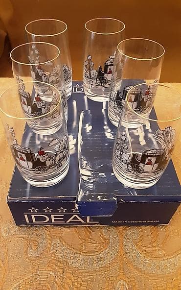 Stəkanlar, Şüşə