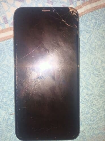 irşad telecom iphone 8: IPhone X, 256 GB, Qara, Qırıq — 3